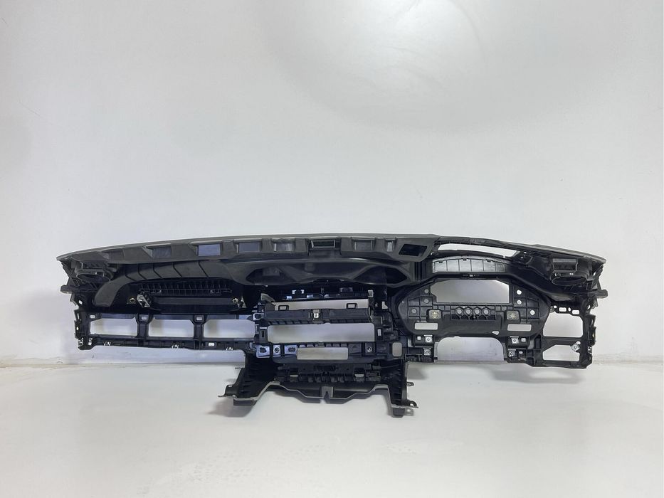 Арматурно табло за AUDI A5 B9