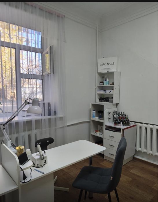 Сдам кабинет в салоне