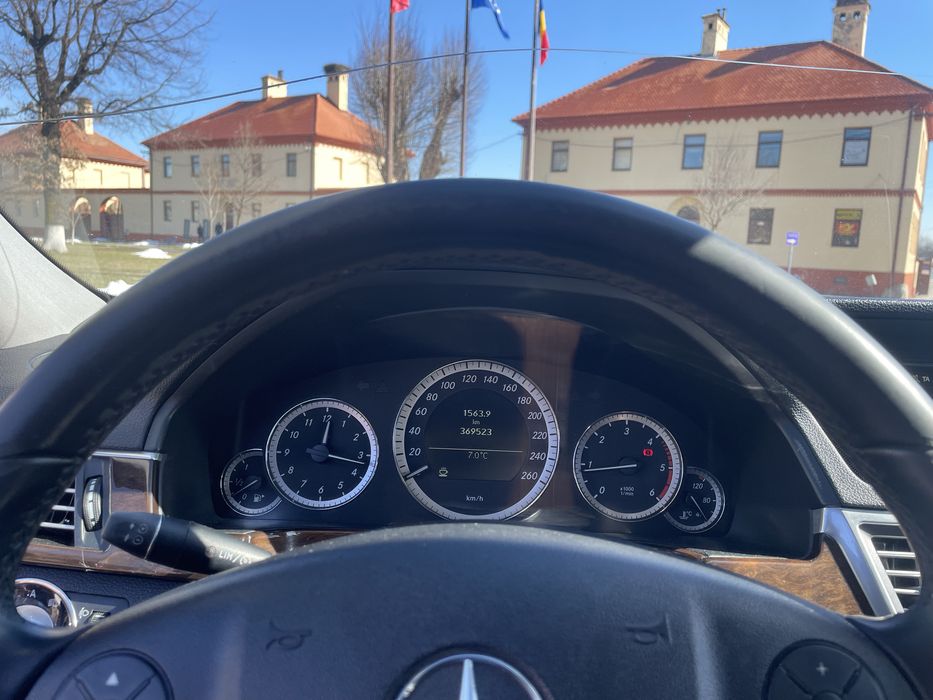 Mercedes E class e200 w212