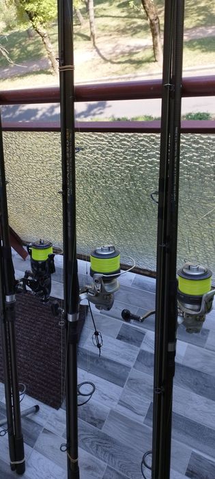 Undițe/ lansete 3 bucăți echipate