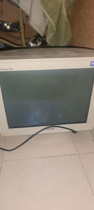 Срочно продам манитор от компьютера