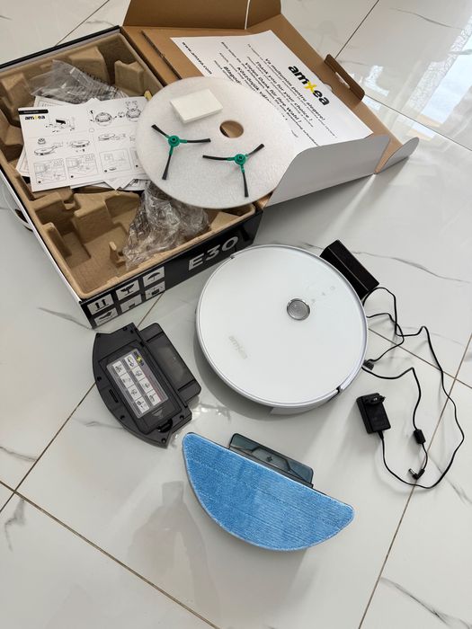 Robot de aspirat Amxea.