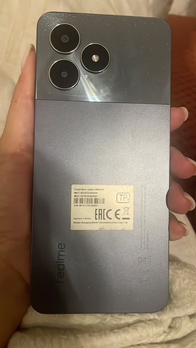Продам реалми нот 50