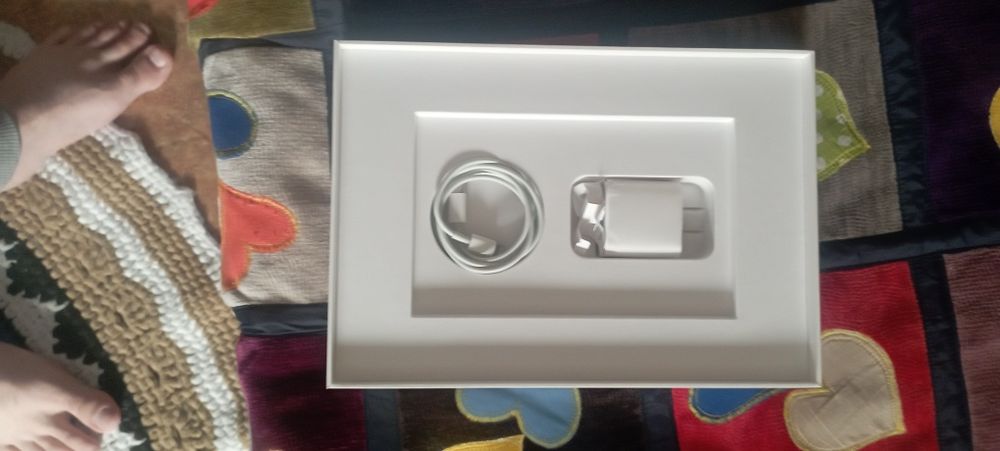 Продам ipad 9 gen (общение только в олх)