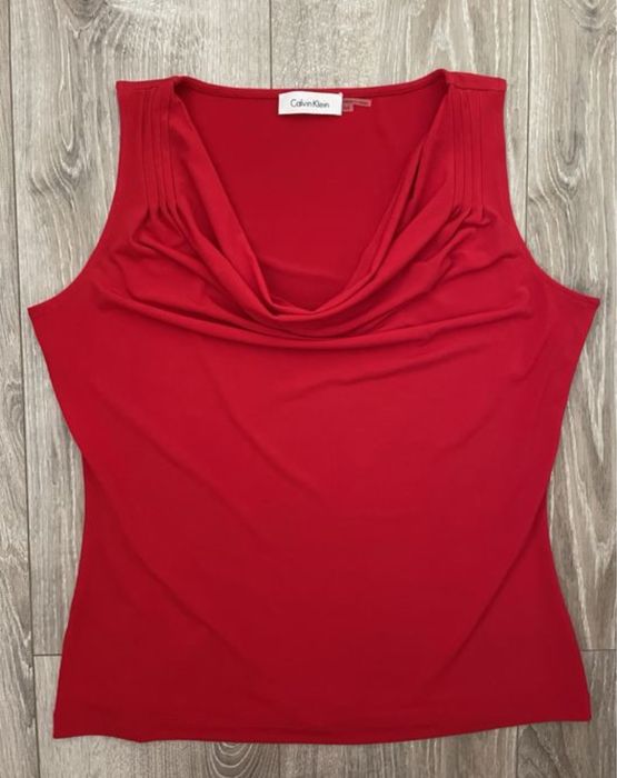 Maieu Calvin Klein pentru vară nr.M