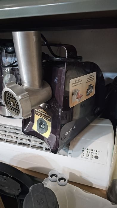 Продам мясорубку витэк бу