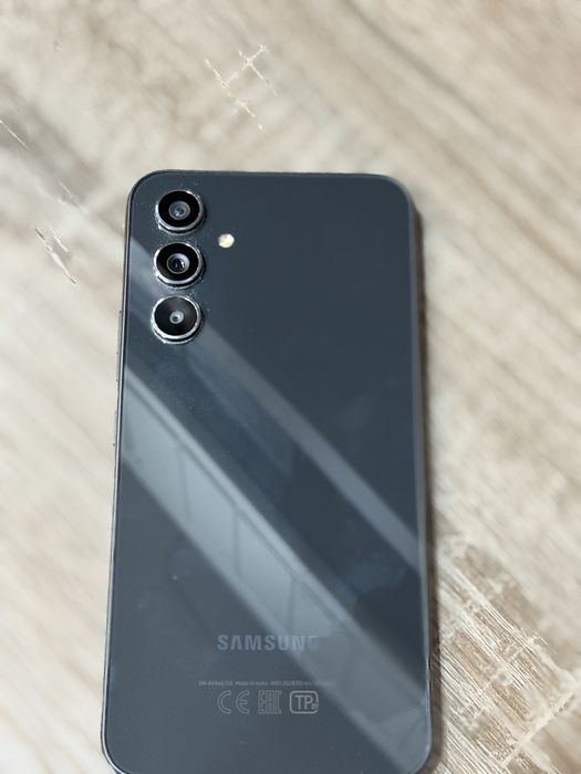 Самсунг а 54 почти новый