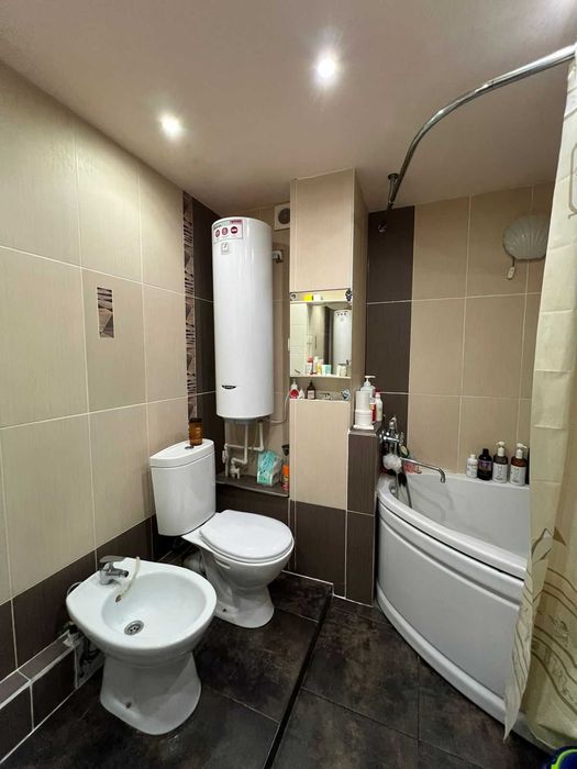 4 комн. Степной-1, 8/9 этаж