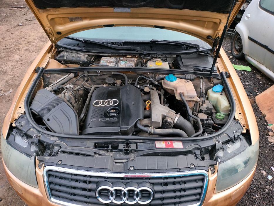 Dezmembrari  Audi A4 Cabriolet (8H, B6, B7)  2002  > 2009 1.8 T Benzi