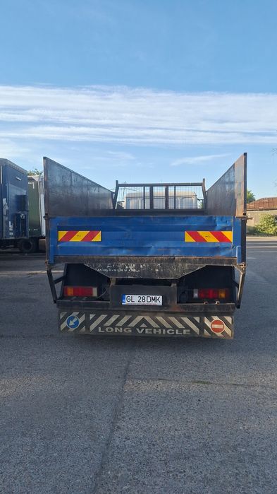 Autocamion basculabila Man