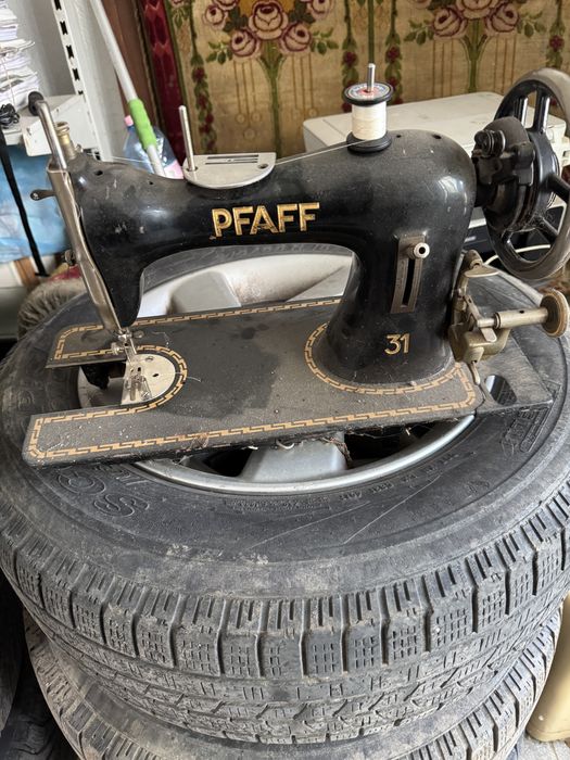 Masina de cusut PFAFF