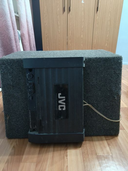 Сабвуфер Kicker+JVC