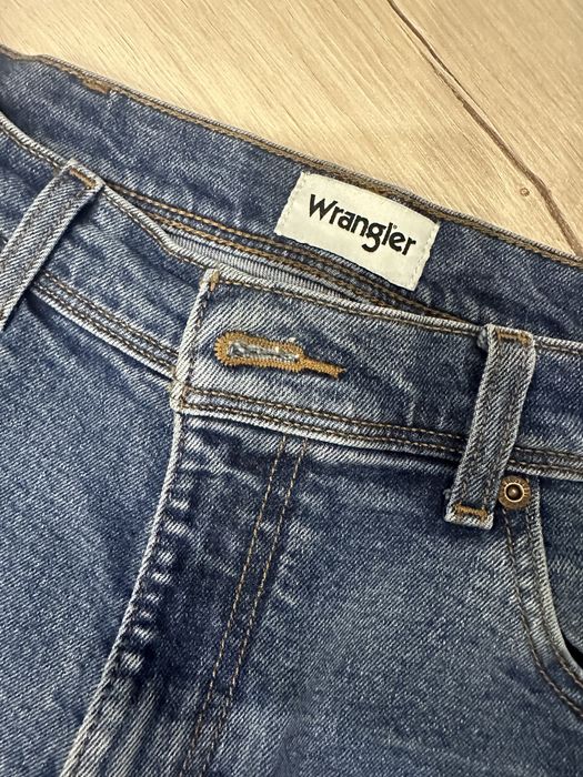 Джинсы Wrangler