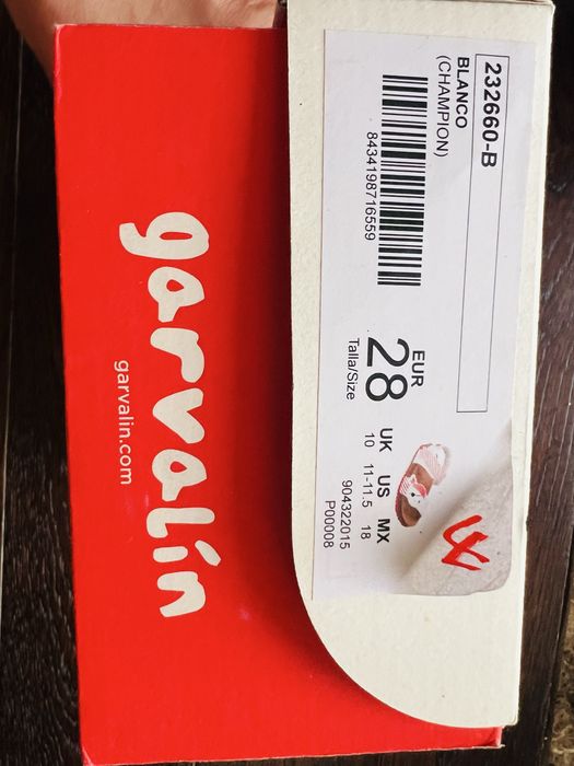 Продам детские сандалии  Garvalin для девочки 28 р