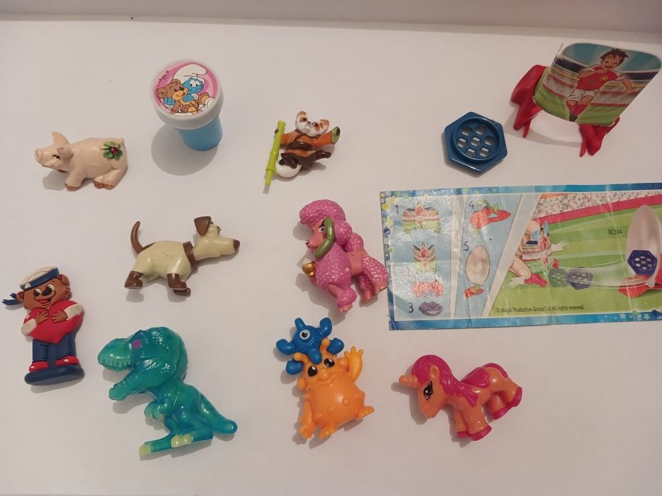 Продам фигурки из киндеров