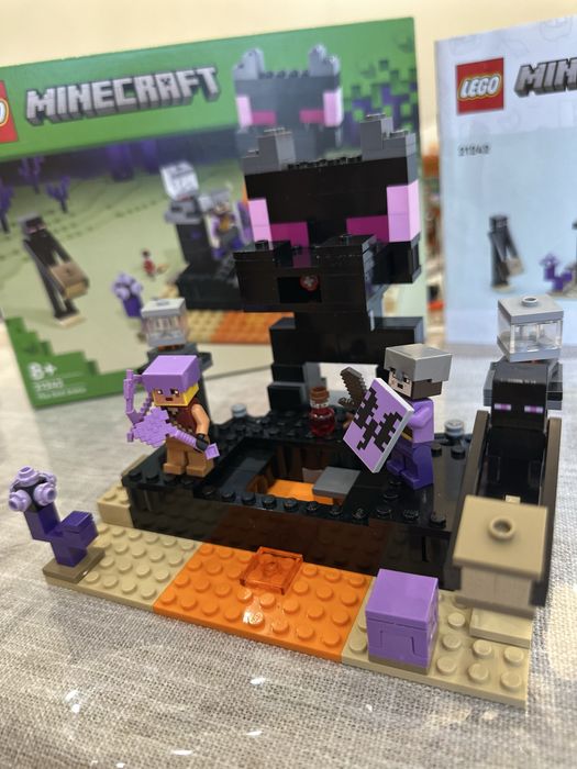 Конструктор LEGO Minecraft 21242