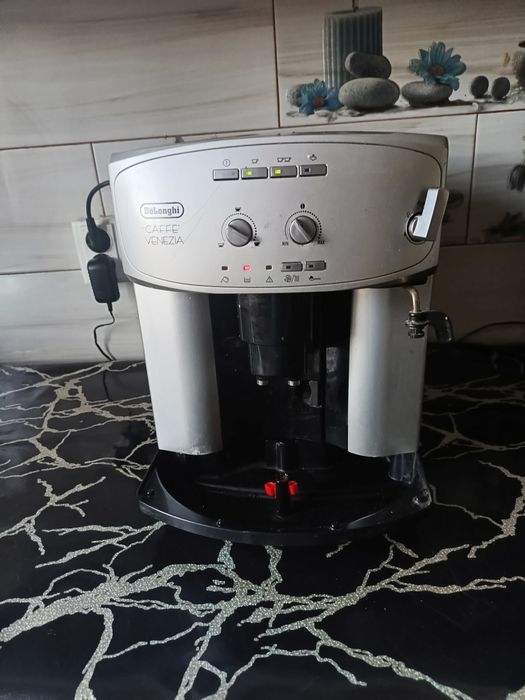 Vind expresor de cafea delonghy