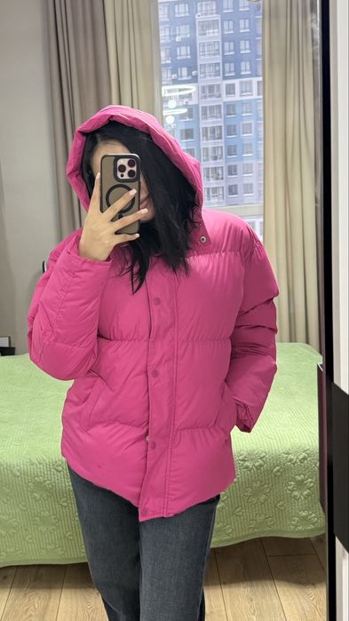 Продам розовую куртку
