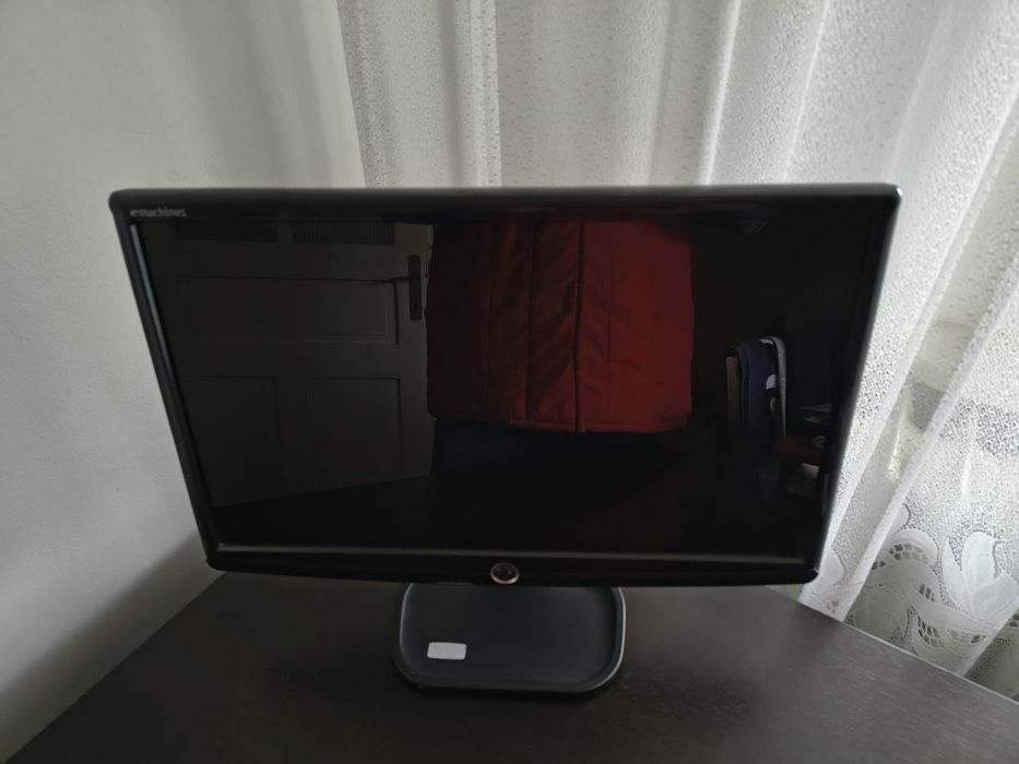 Unitate HP ProDesk 400 + Monitor + Mouse + Tastatura