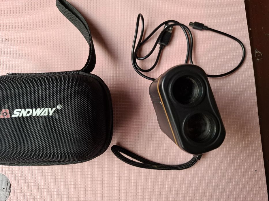 Vând telemetru 3-600m