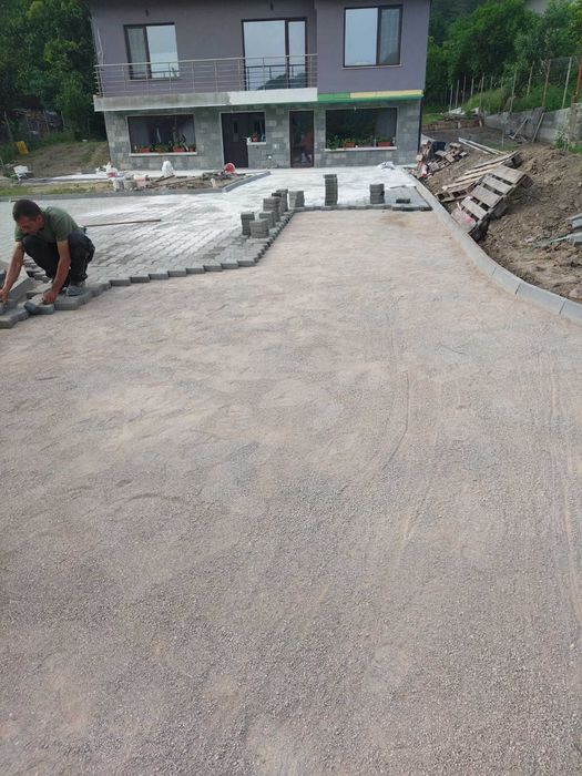 Озеленяване,косене,подрязване и подръжка на дворове!