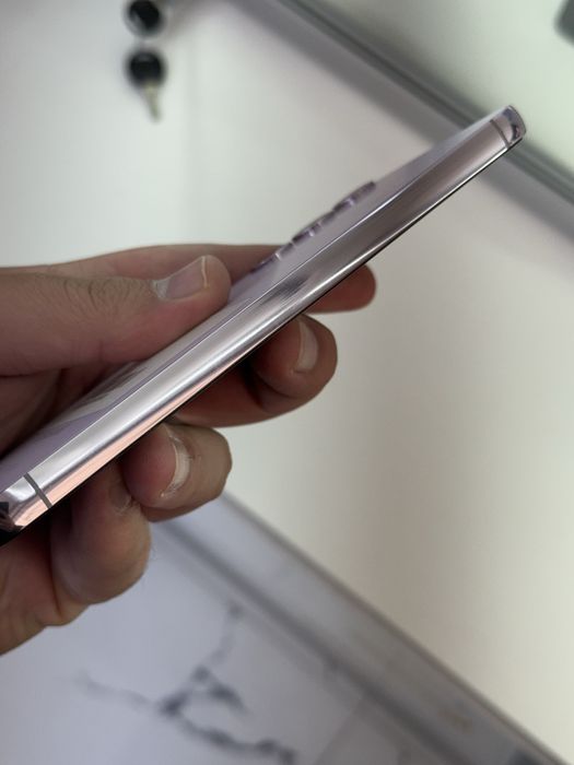 Samsung S23+ 256gb ozu 8