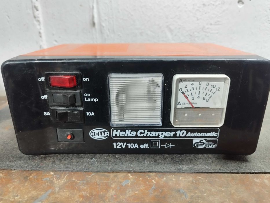 Redresor / incarcator auto 12 Volti Robot pornire cateva modele