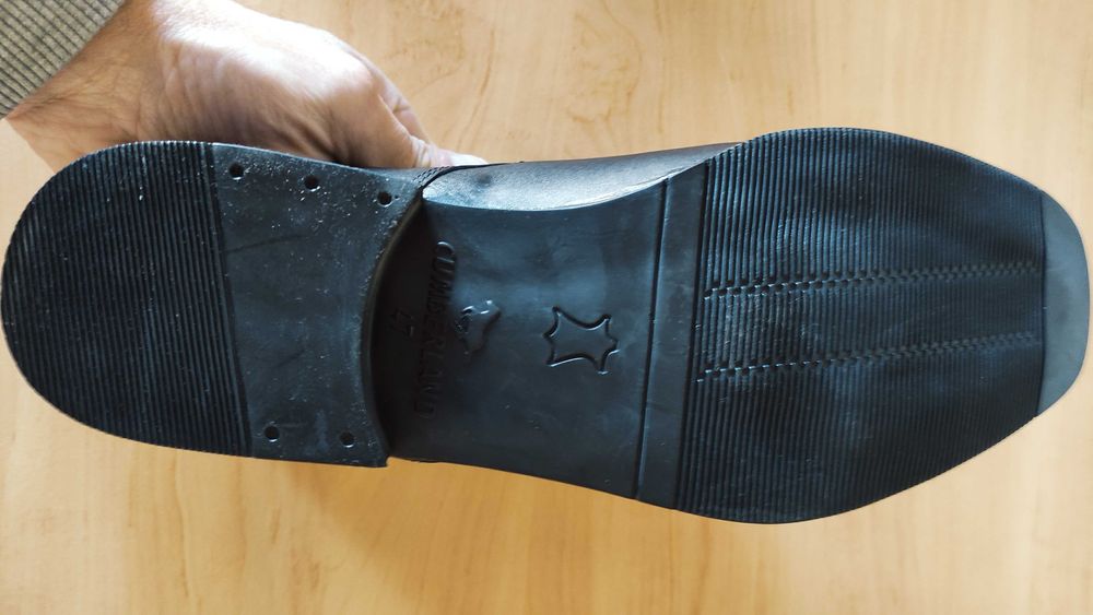 Мъжки  обувки  номер 47