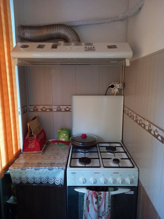 Apartament 2 camere decomandat.
