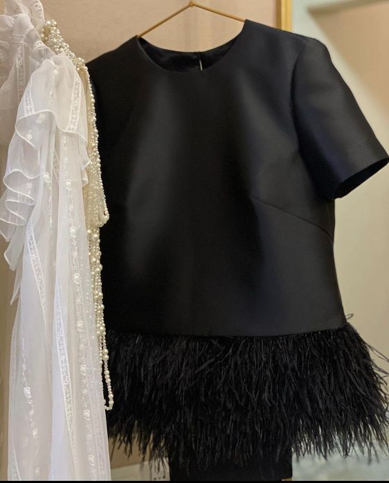 Вечерний комплект (топ с перьями+брюки)