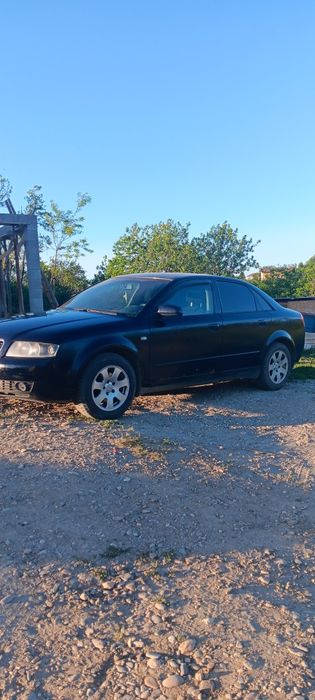 Audi a 4 b6 16 benzină