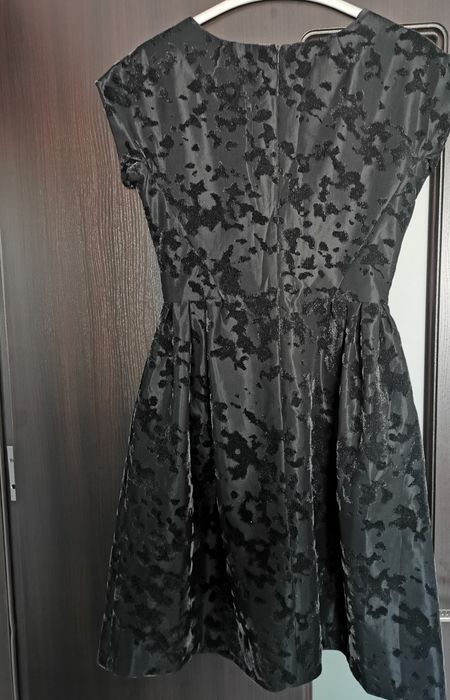 Rochie neagră 36