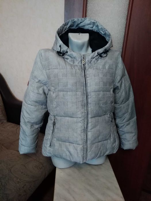 Теплая спортивная куртка