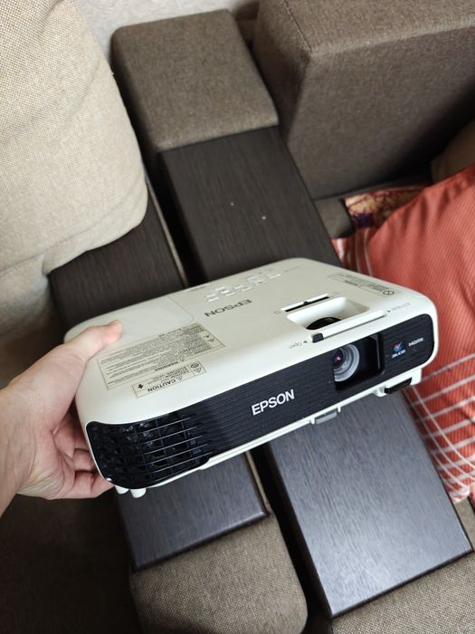 Проектор Epson EB-S04 (HDMI)