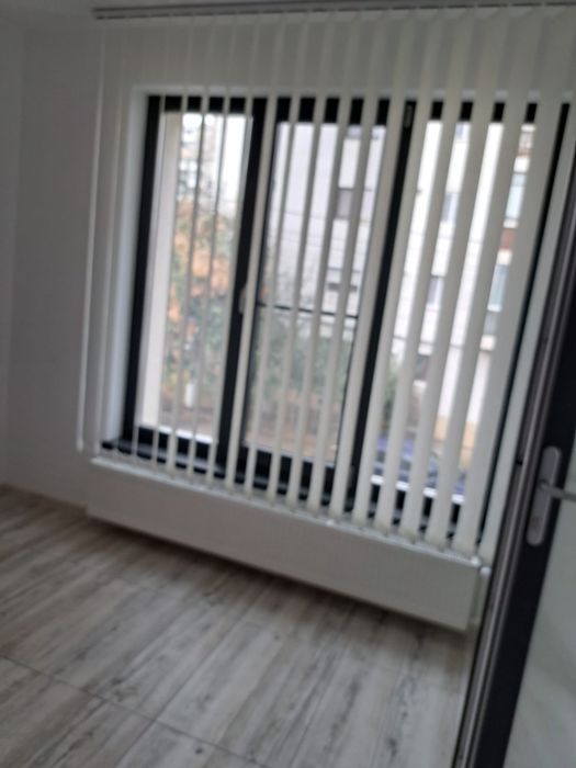 Închiriez spațiu birouri