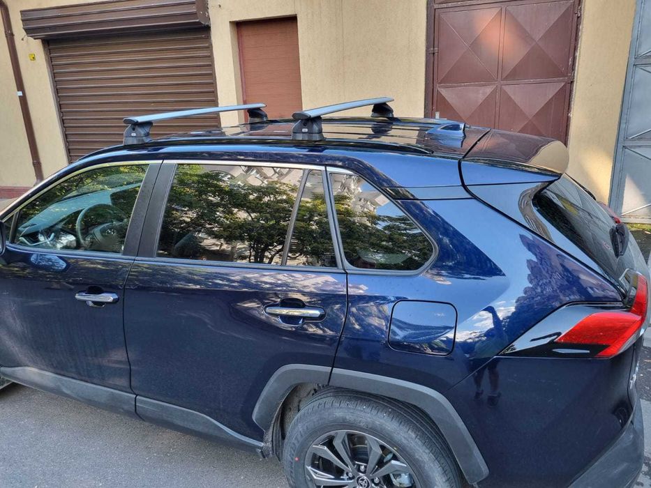 Bare Portbagaj CRUZ Toyota C-HR Avensis Yaris Auris Corolla Prius Rav4