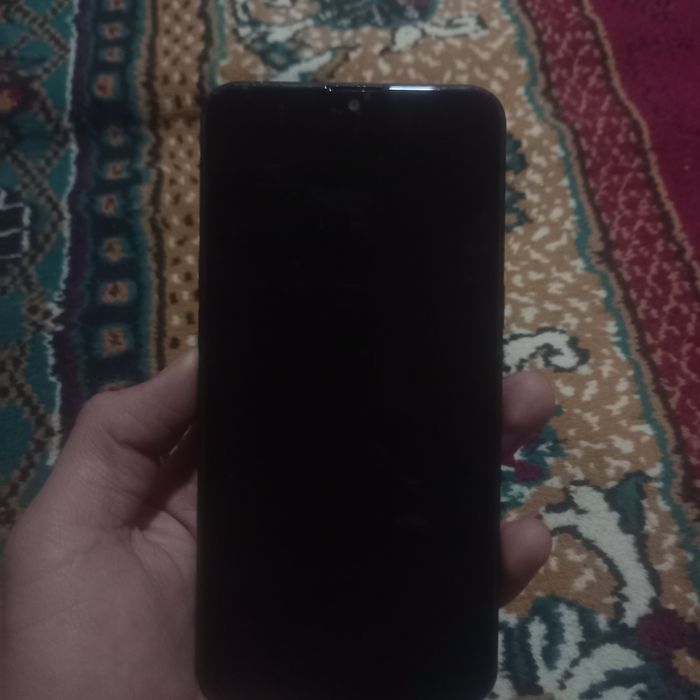 Samsung a10s sotiladi