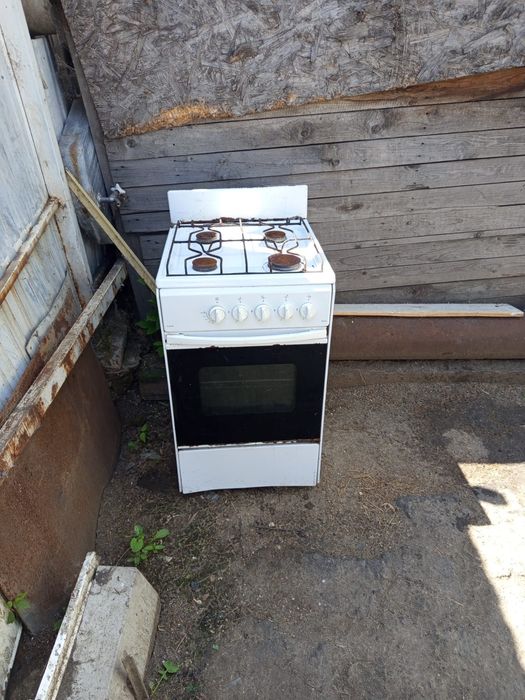 Продам Газовую плиту