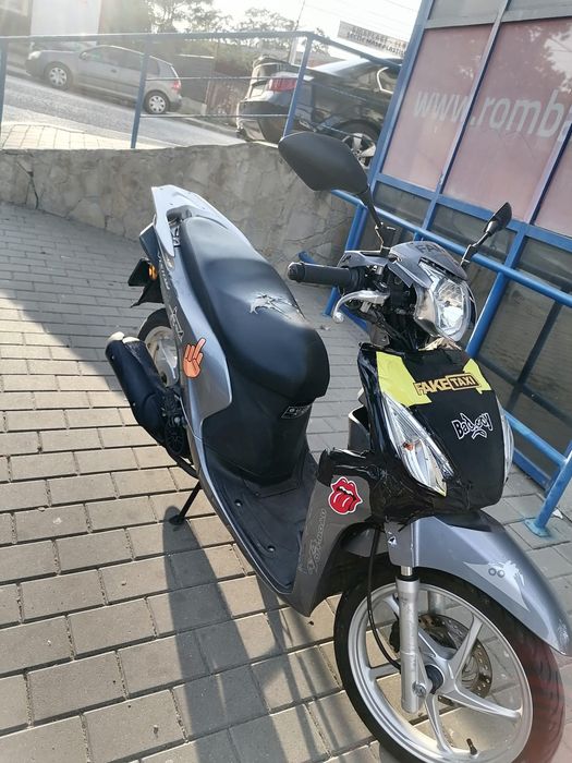 Scuter Honda Vision 115 2018