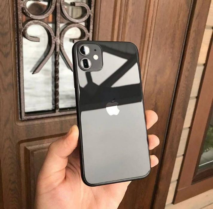 Iphone 11 qora.