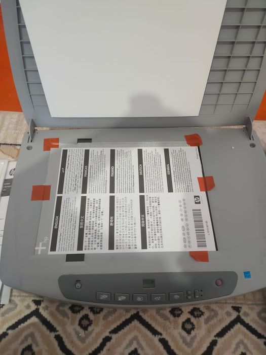 Сканер HP ScanJet 5590.