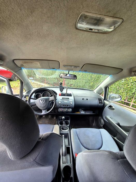 Прадавам хонда джас