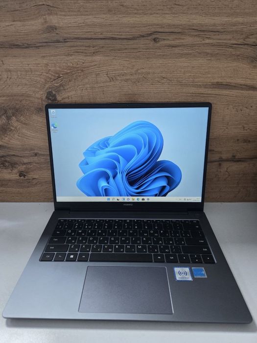 Ноутбук Huawei/I3-11 ssd256/8gb/BariBarShop/Рассрочка