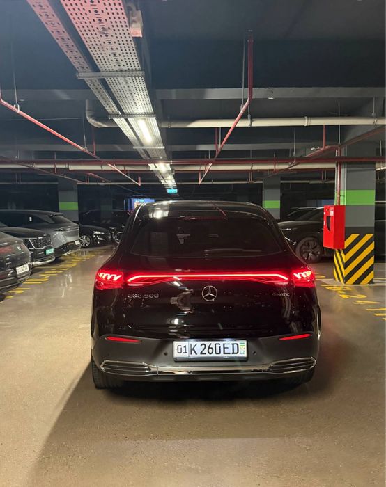 Mercedes-benz EQE suv 500 luxury  4 matic