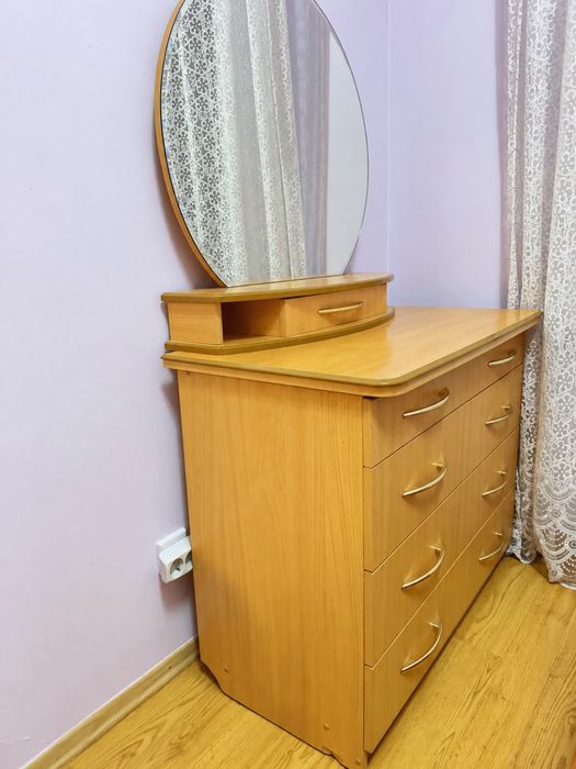 Спальный гарнитур