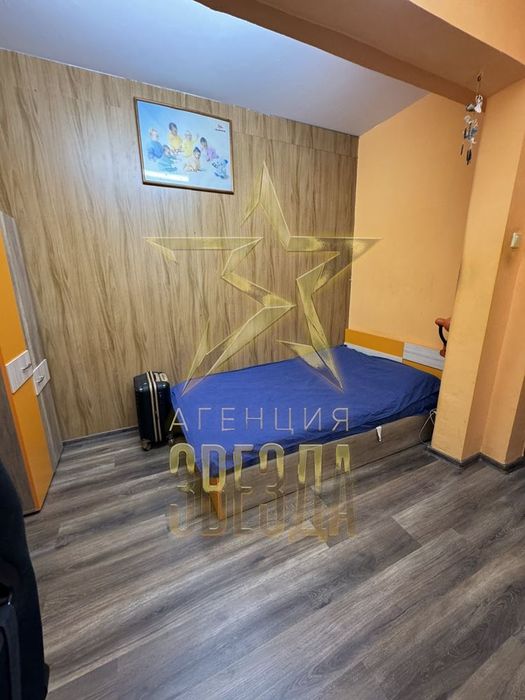 Продава се Тристаен апартамент в Пловдив, Изгрев - 70 кв.м за 1043 €/кв.м - Снимка #1