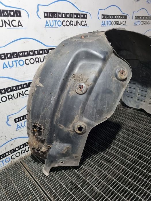 Carenaj stanga fata Kia Sorento II Facelift 2012 - 2014 SUV 4 Usi (1373)