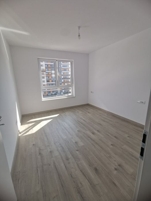 2 camere decomandat Tractorul