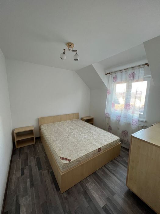 Duplex chirie ipotesti  zona linistita