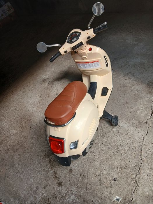 Детско моторче  Vespa